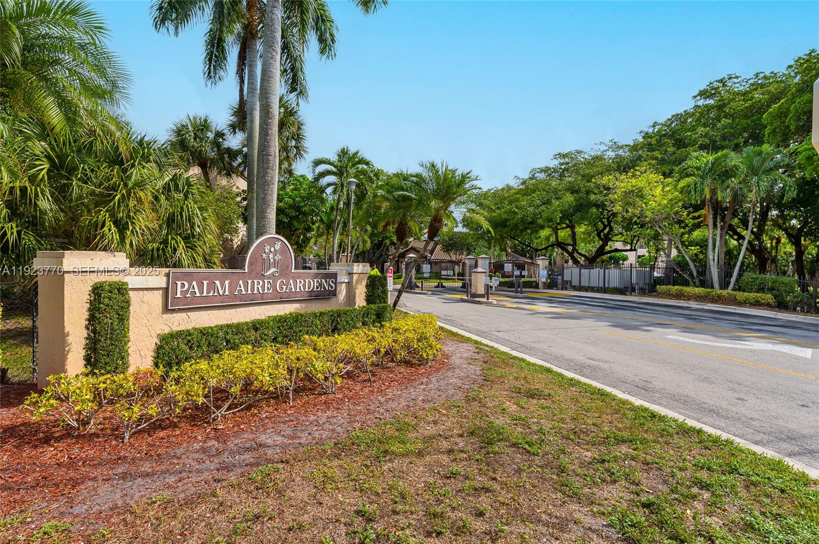 Palm Aire Gardens Condo