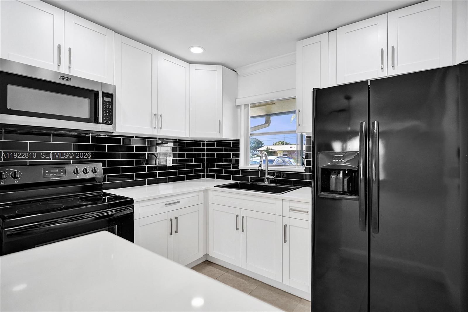 Cresthaven Villas Condo 2