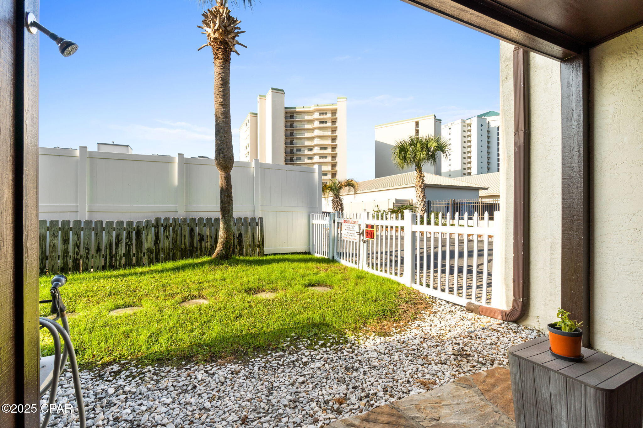 Image 12 For 6215 Thomas Drive 101