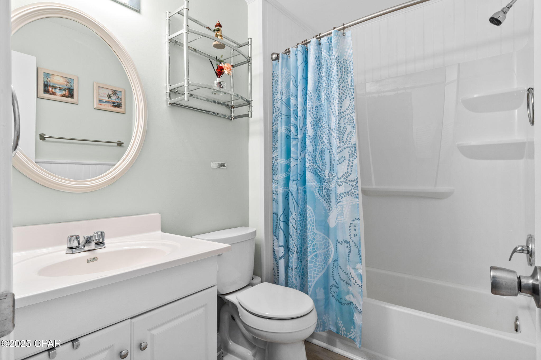 Image 4 For 6215 Thomas Drive 101