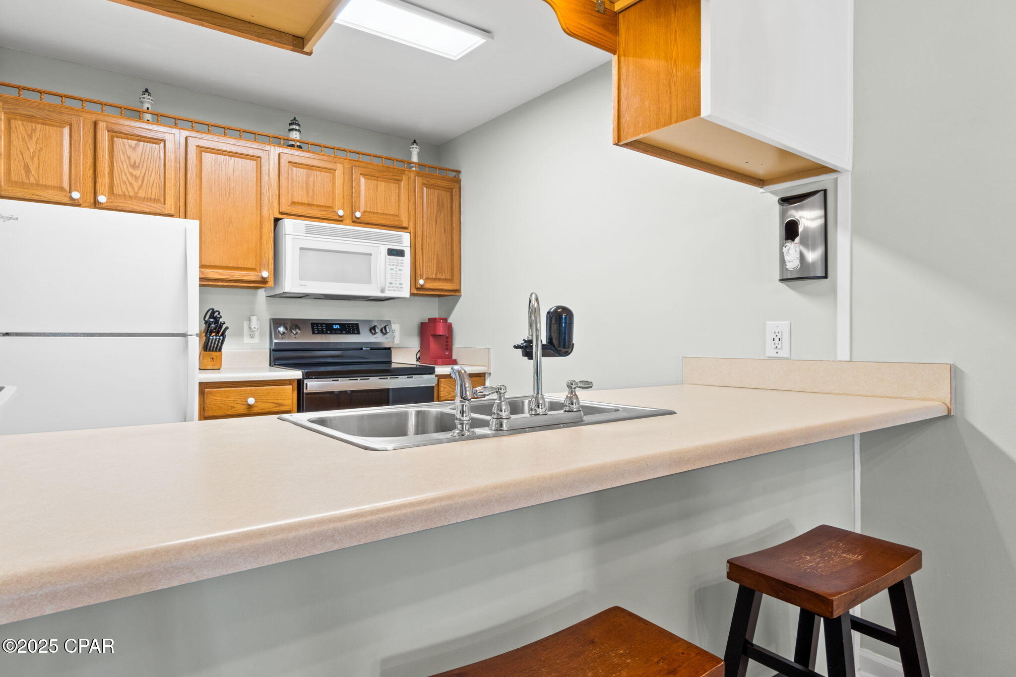 Image 7 For 6215 Thomas Drive 101