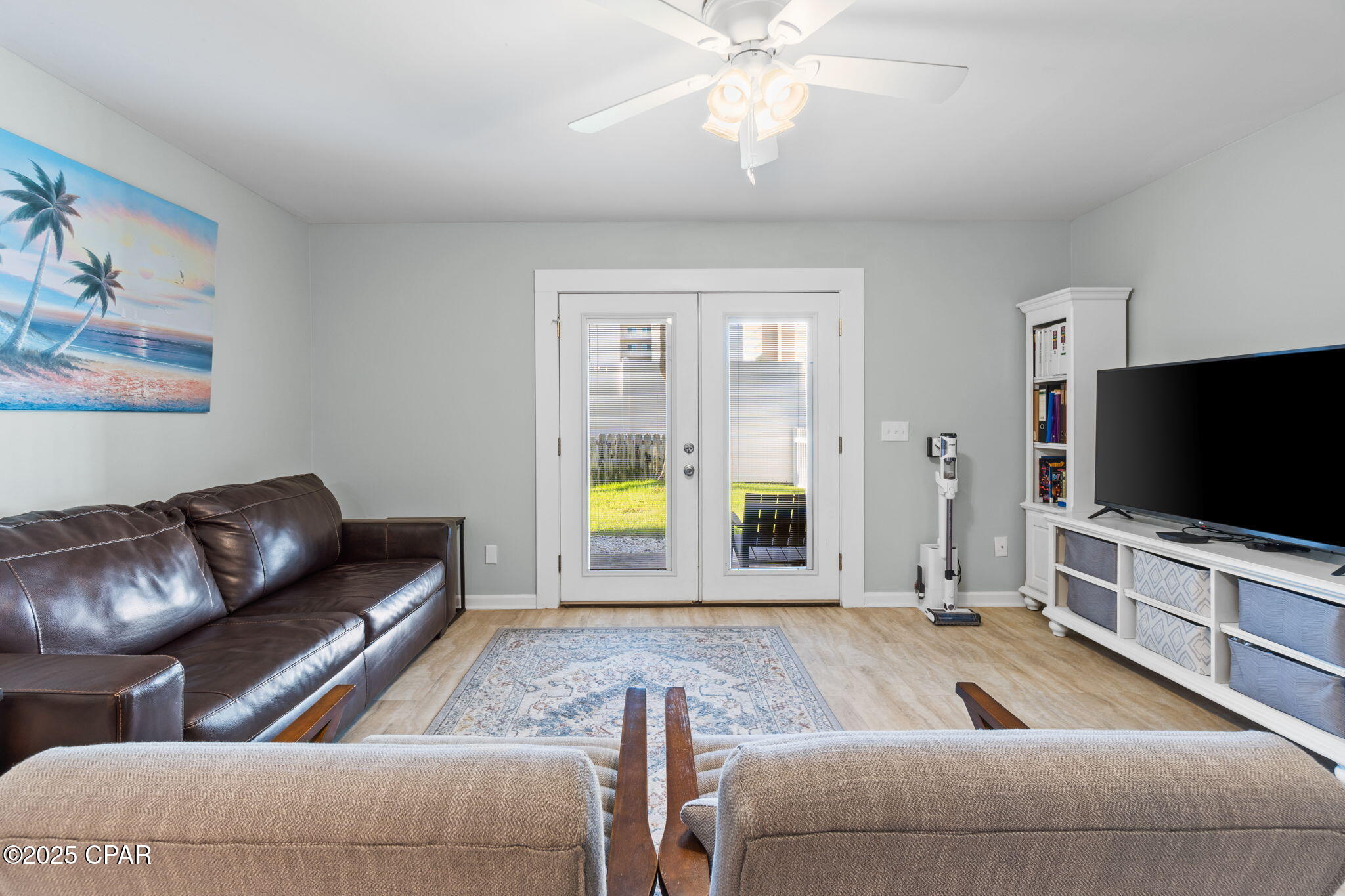 Image 9 For 6215 Thomas Drive 101