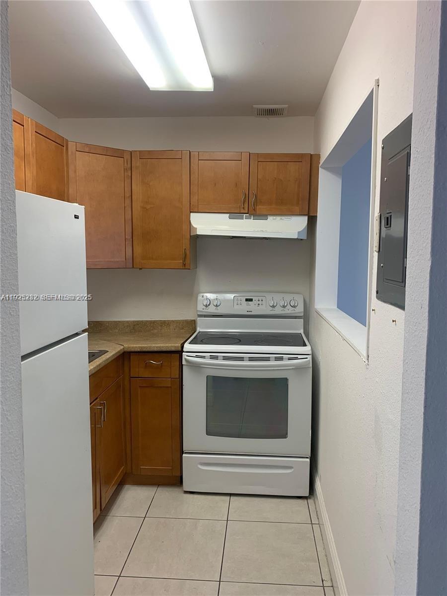 Homes for sale in Pompano Beach, FL | 241 Se 9Th Ave #106, Pompano Beach, FL 33060 | MLS# A11925232