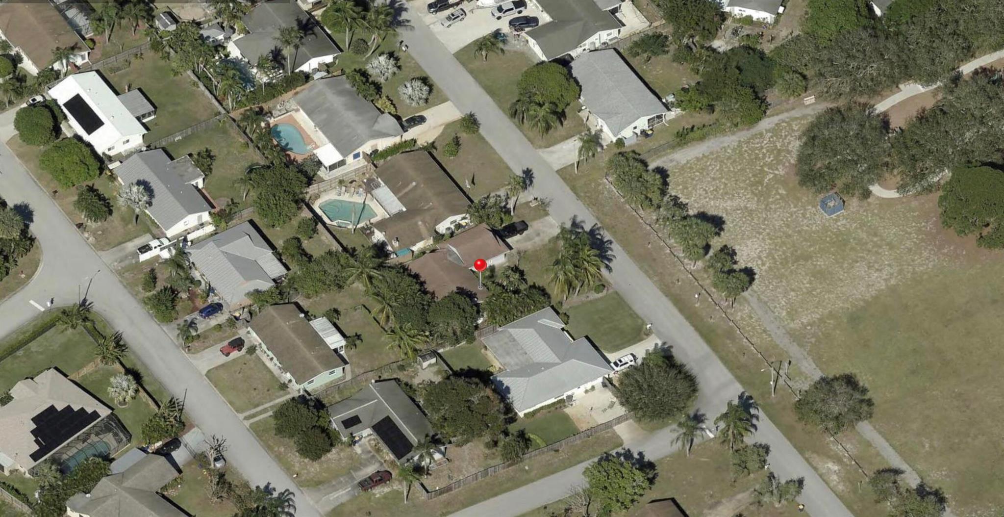Homes for sale in Hobe Sound, FL | 8812 Se Sandridge Avenue, Hobe Sound, FL 33455 | MLS# R11145321