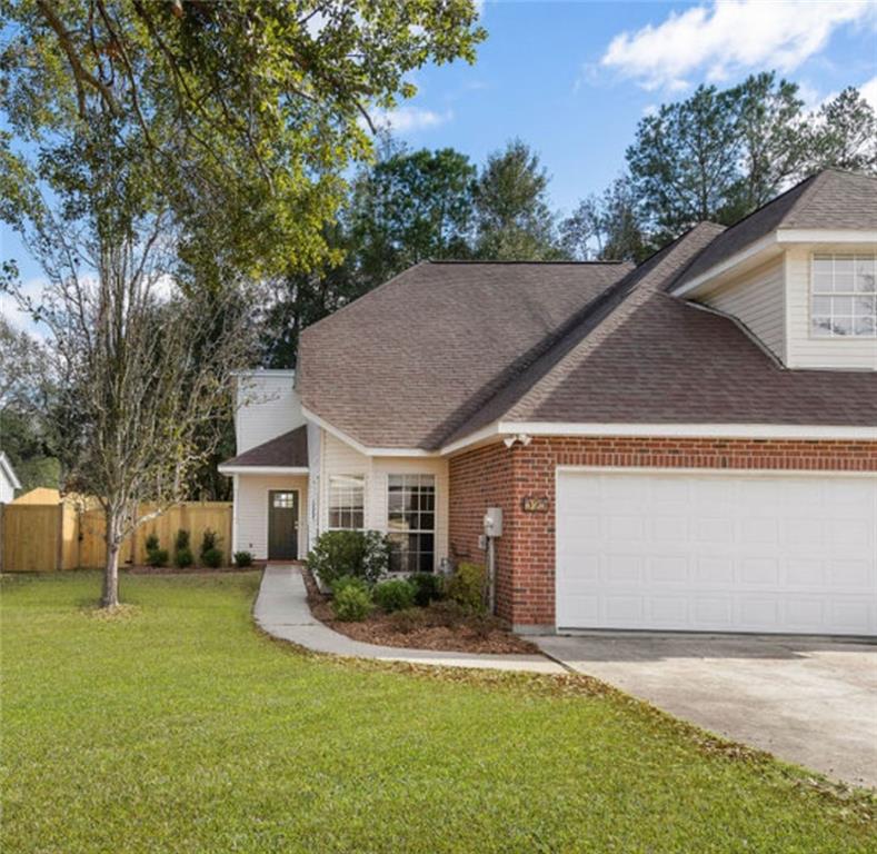 Homes for sale in Mandeville, LA | 929 Rapatel St, Mandeville, LA 70448 | MLS# 2532346