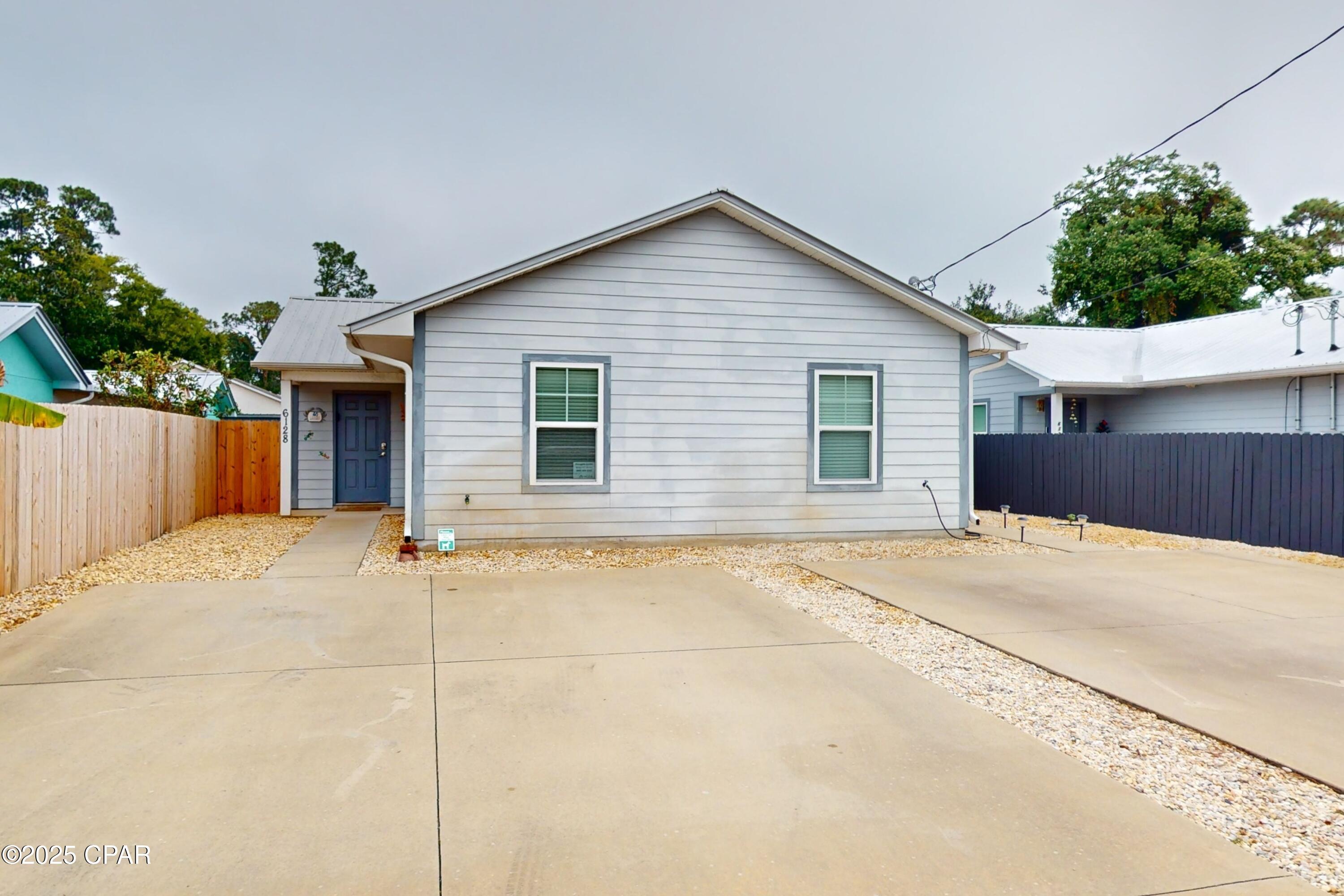 Image 2 For 6128 Loquat Avenue