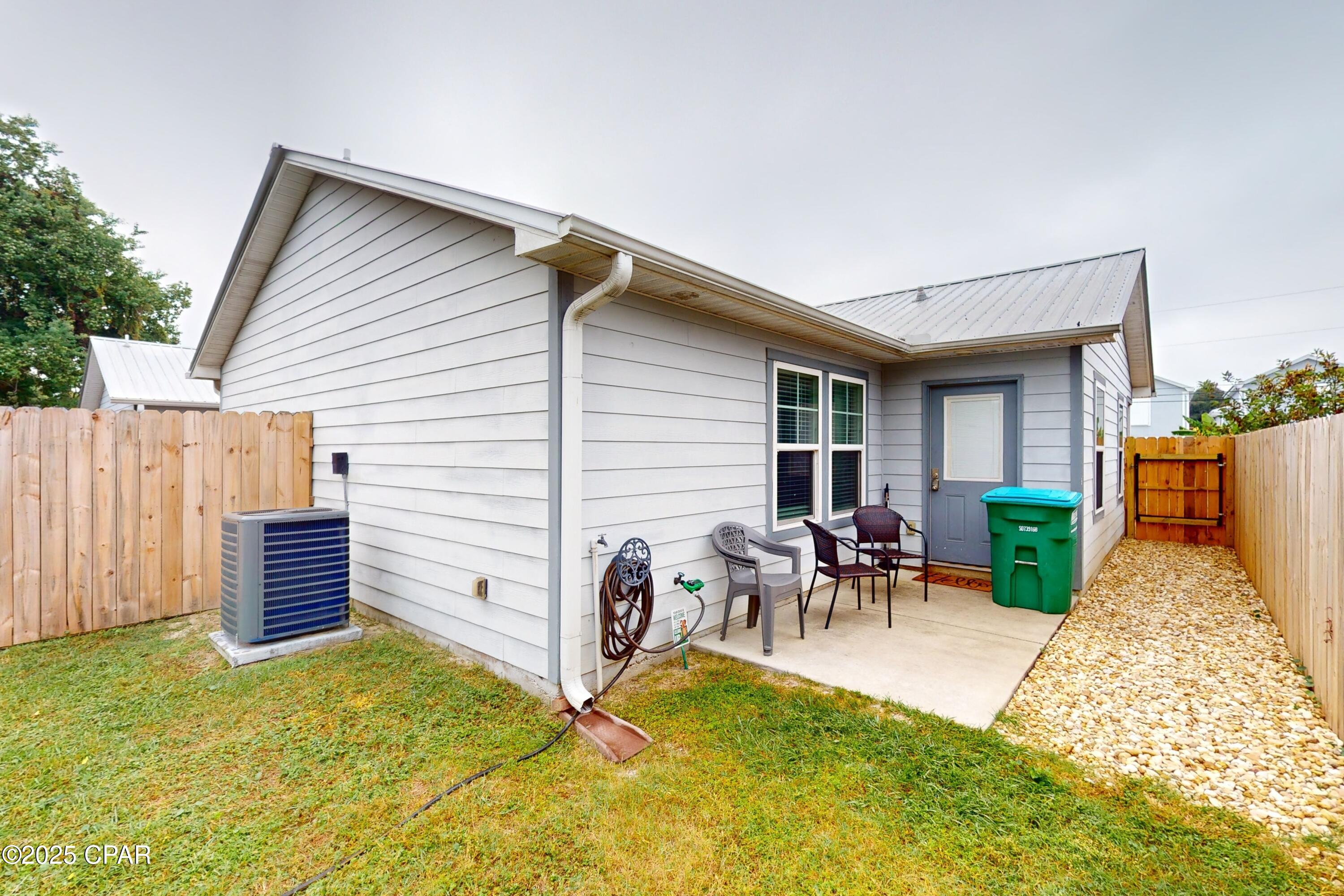 Image 22 For 6128 Loquat Avenue