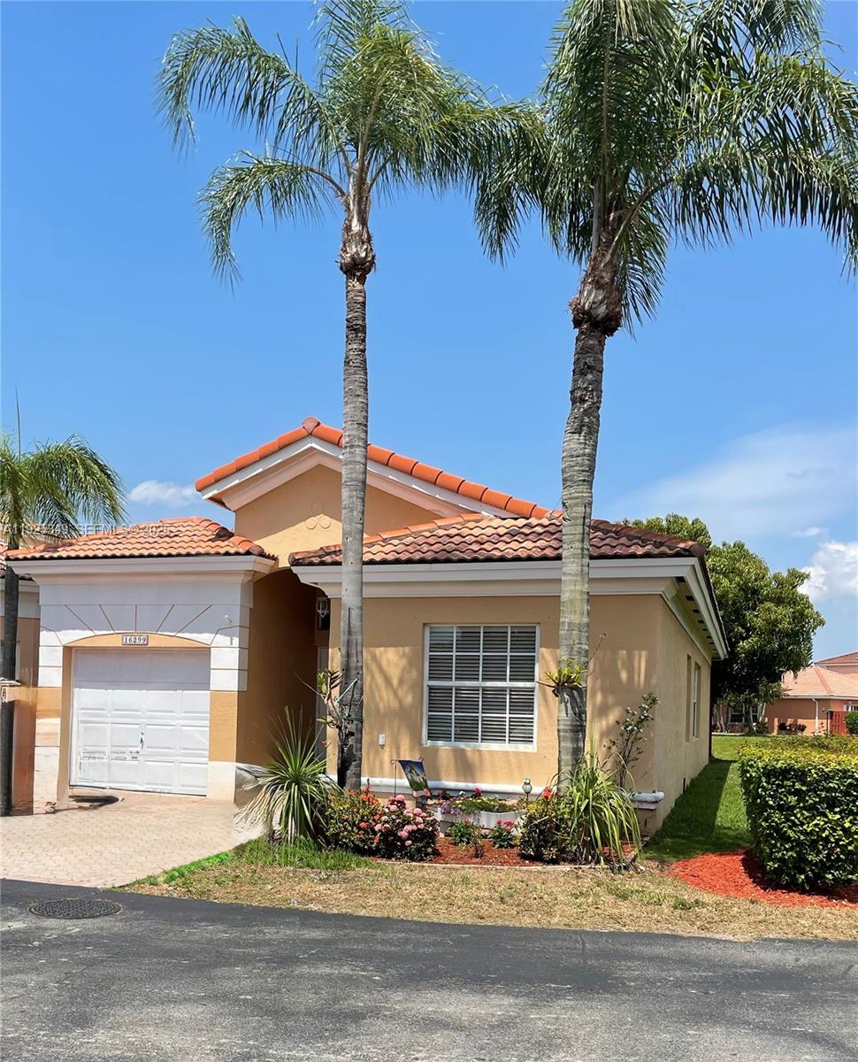 Forest Lakes Country Gard