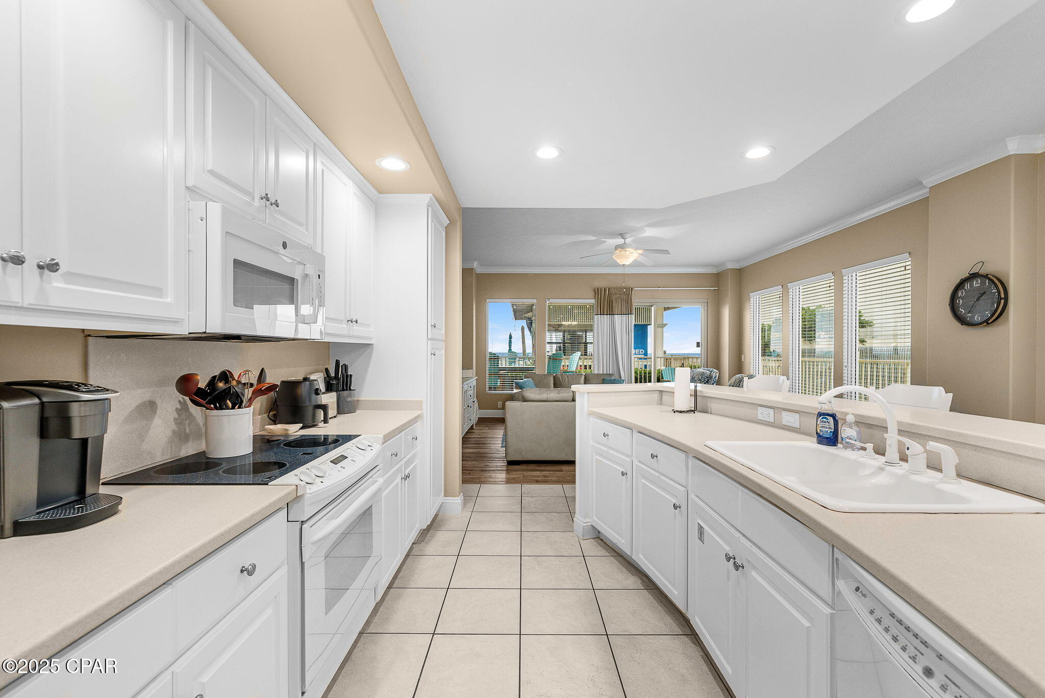 Image 13 For 8715 Surf Drive 107a