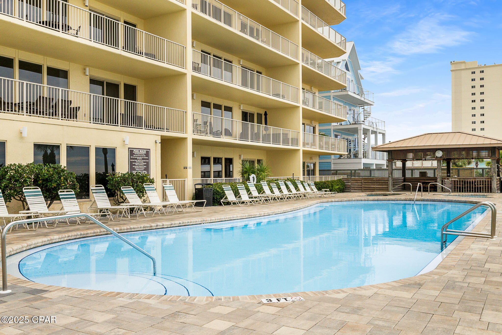 Image 32 For 8715 Surf Drive 107a