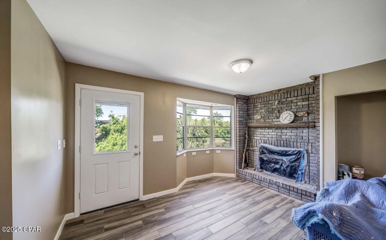 Image 13 For 2222 29th Plaza