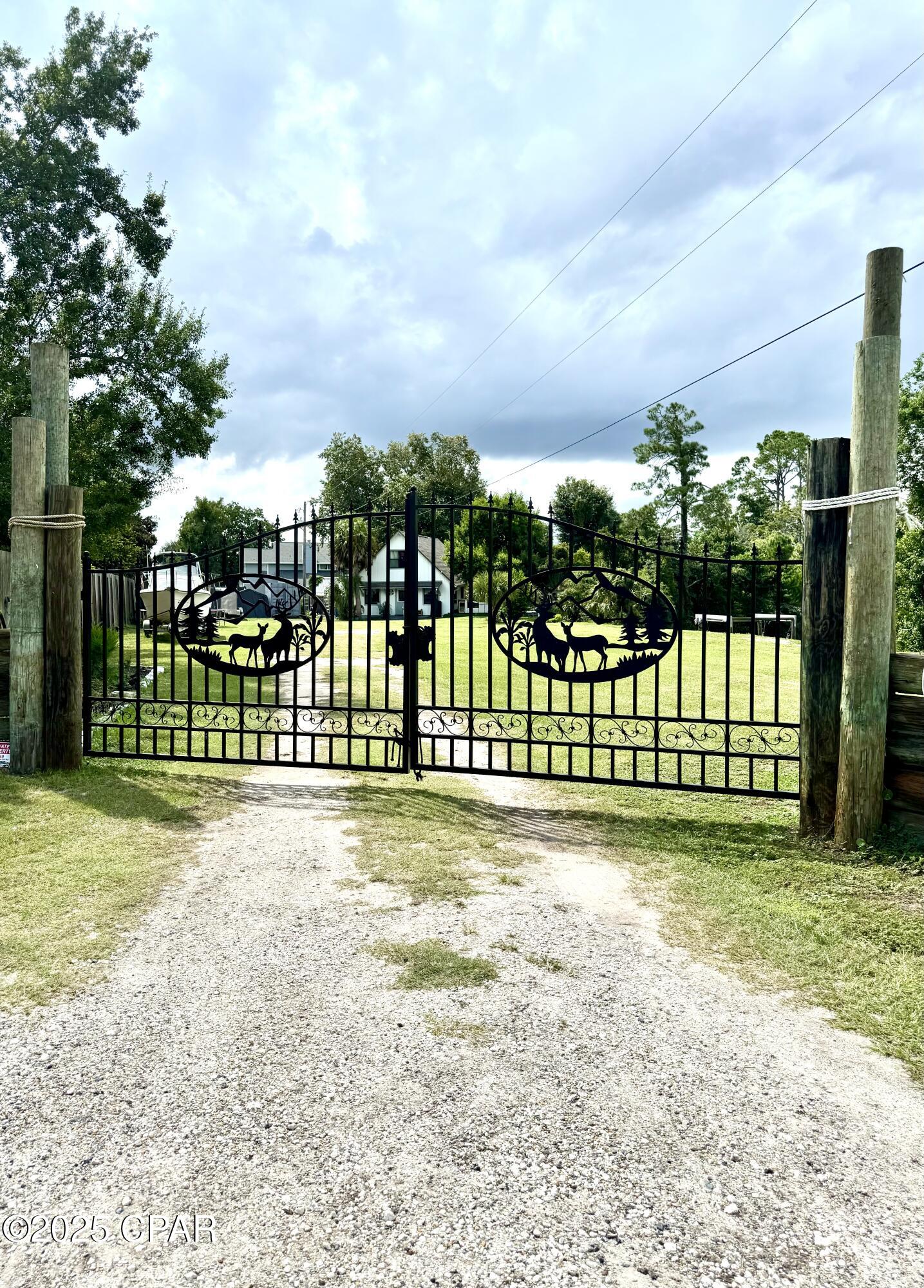 Image 2 For 2222 29th Plaza