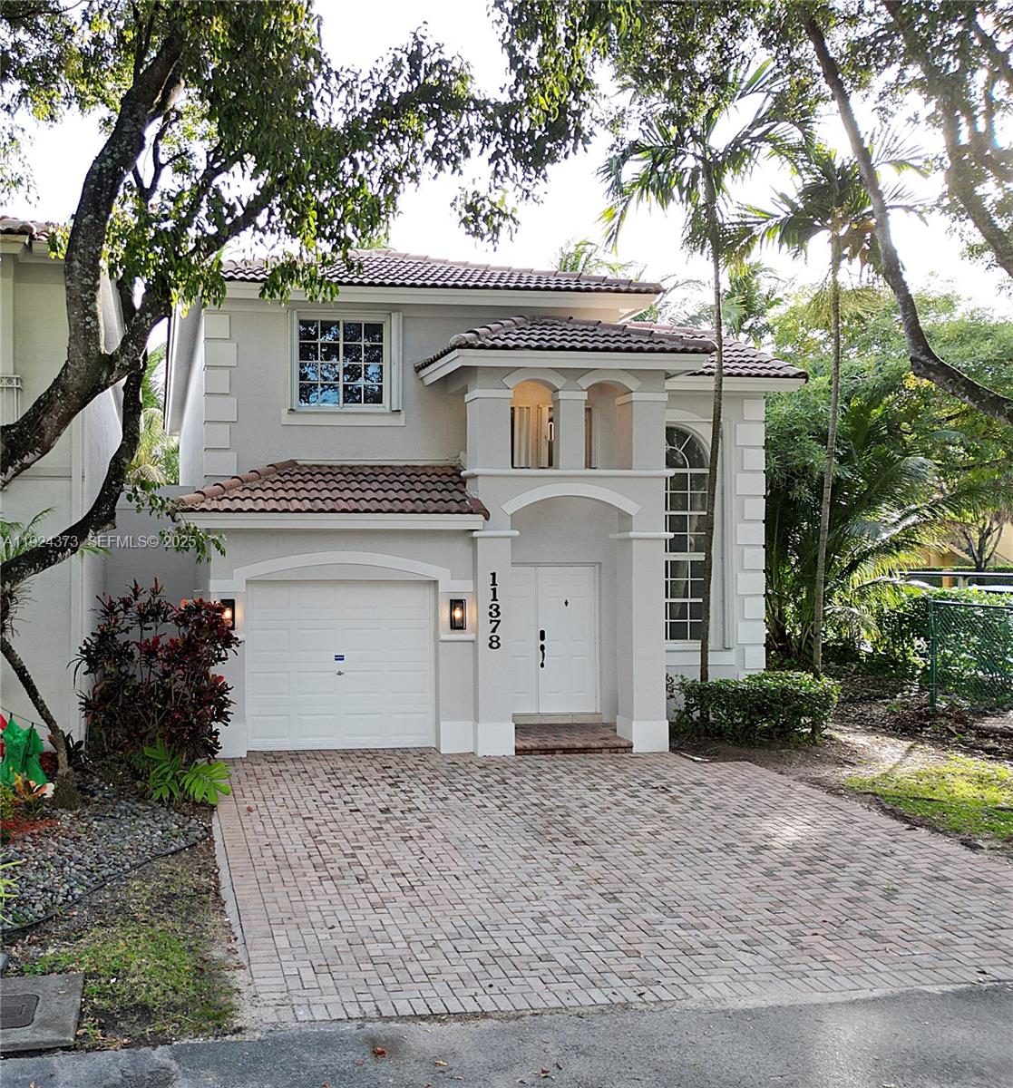 House for Sale in Doral, FL