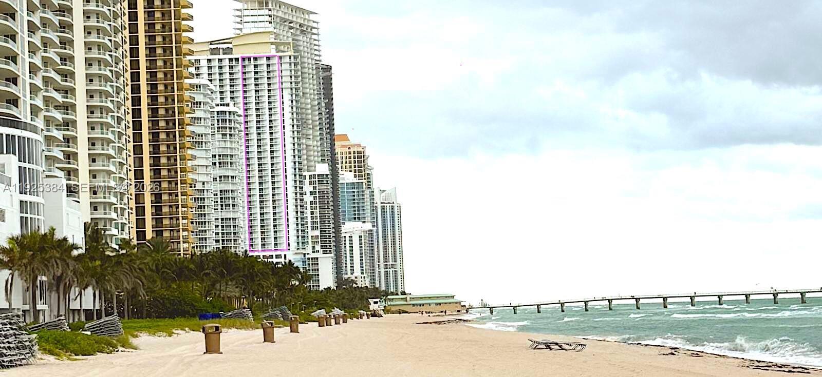 La Perla Condo