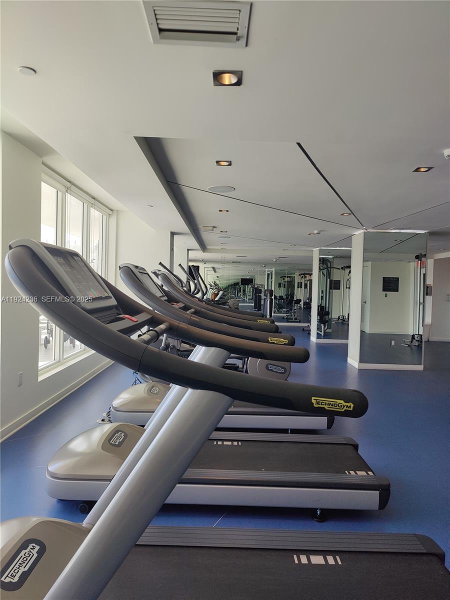 4250 Biscayne Blvd 514