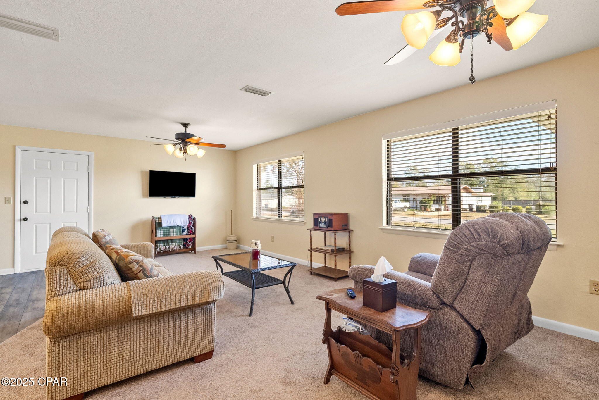 Image 7 For 5544 Lakewood Circle