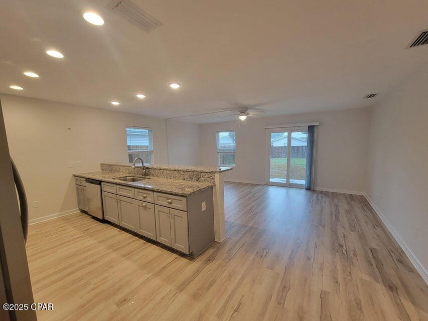 Image 2 For 2512 Shady Oak Court