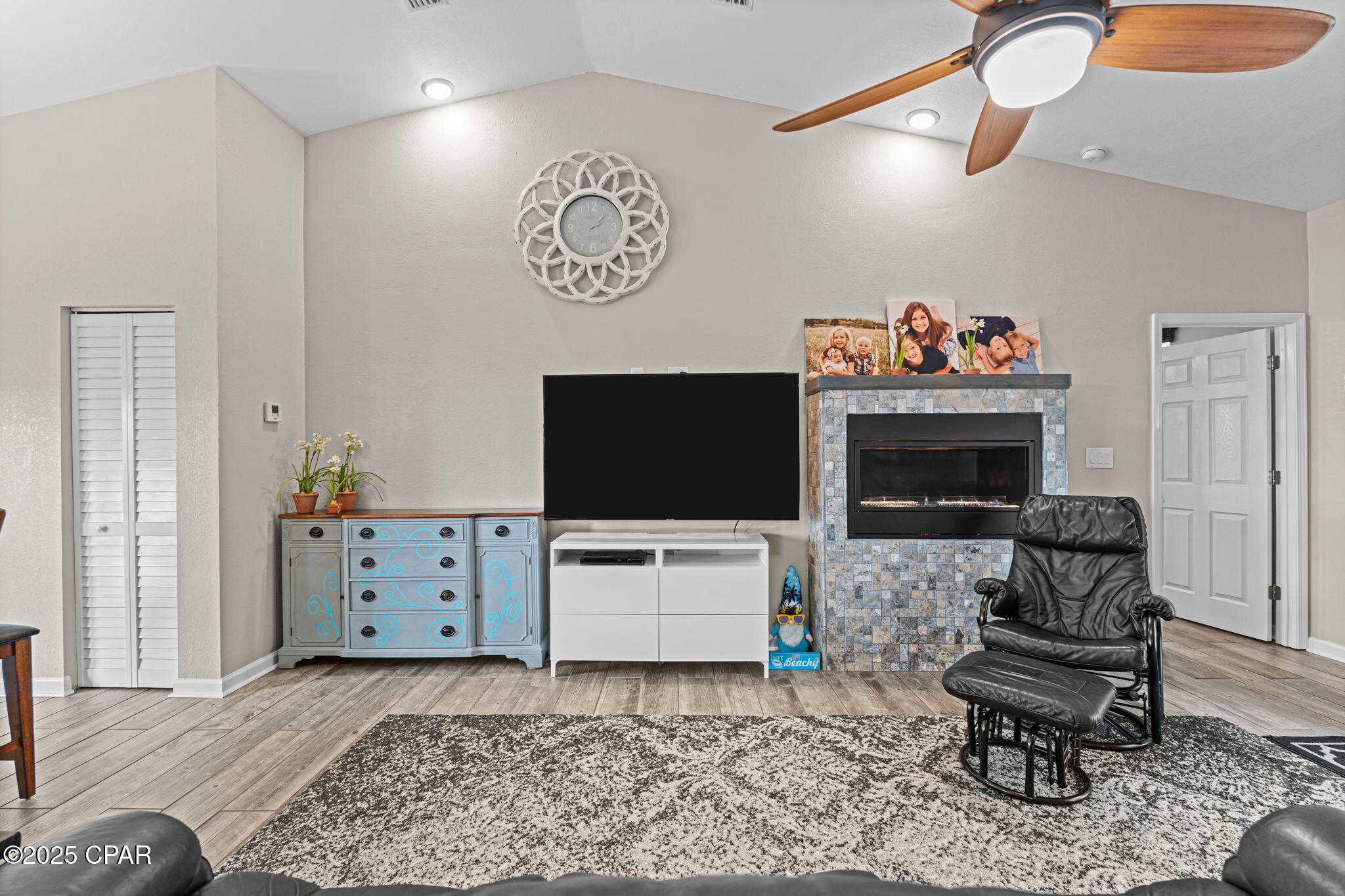 Image 10 For 4958 Lake Ridge Drive