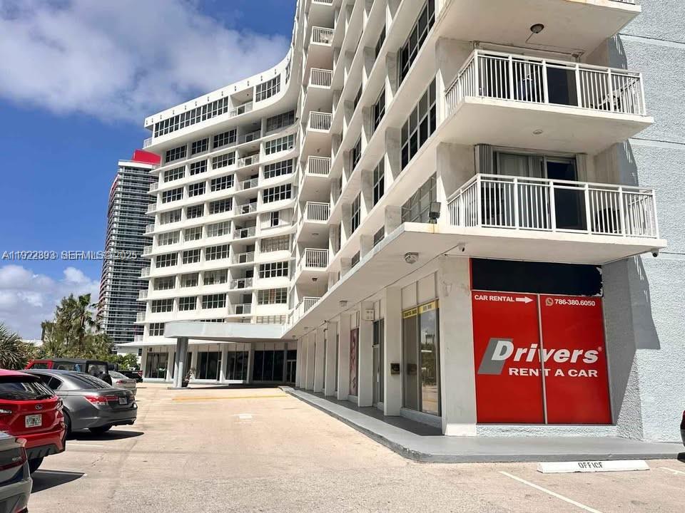 Imperial Towers North Con