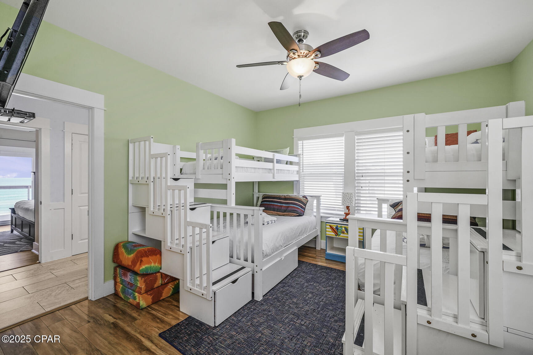 Image 33 For 123 Sapodilla Lane