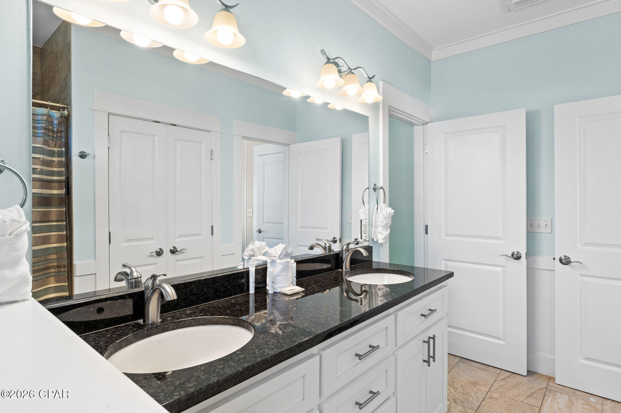 Image 70 For 123 Sapodilla Lane