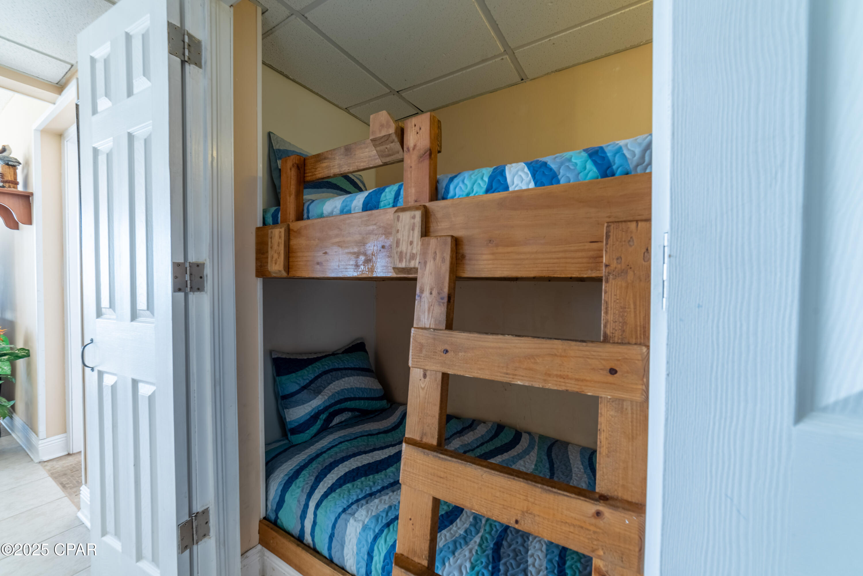 Image 8 For 11757 Front Beach Road 404