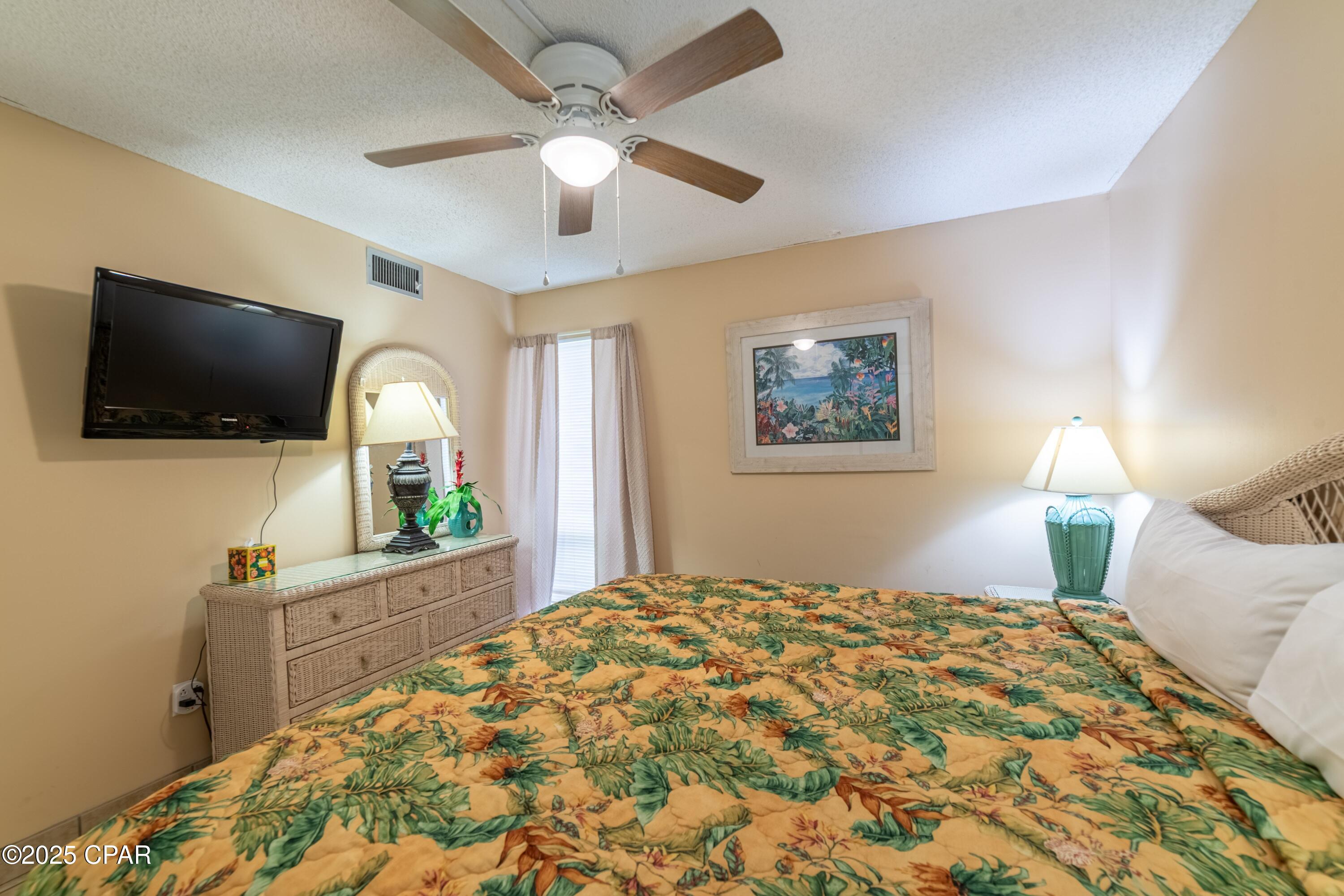 Image 14 For 11619 Front Beach Road 811