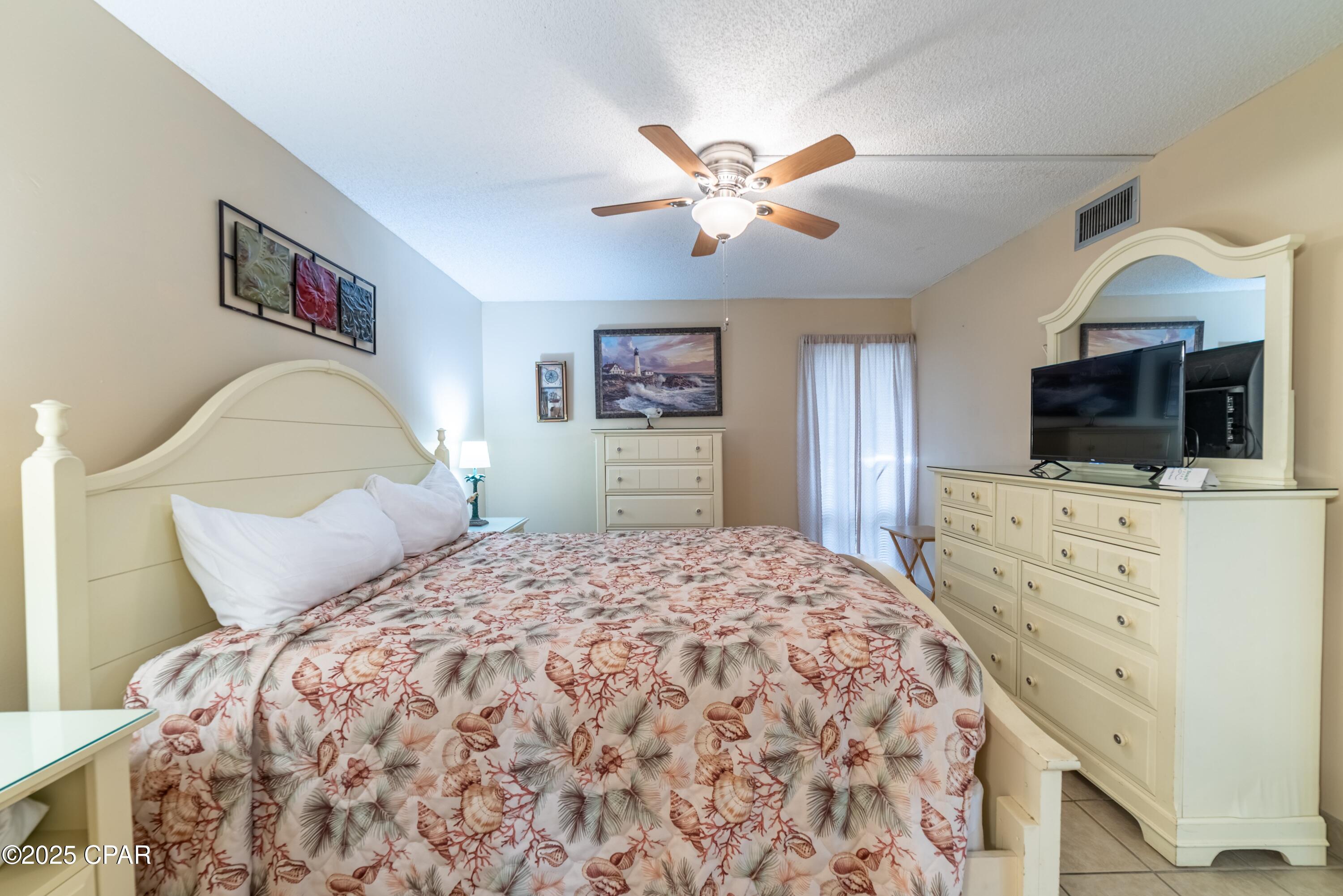 Image 16 For 11619 Front Beach Road 811