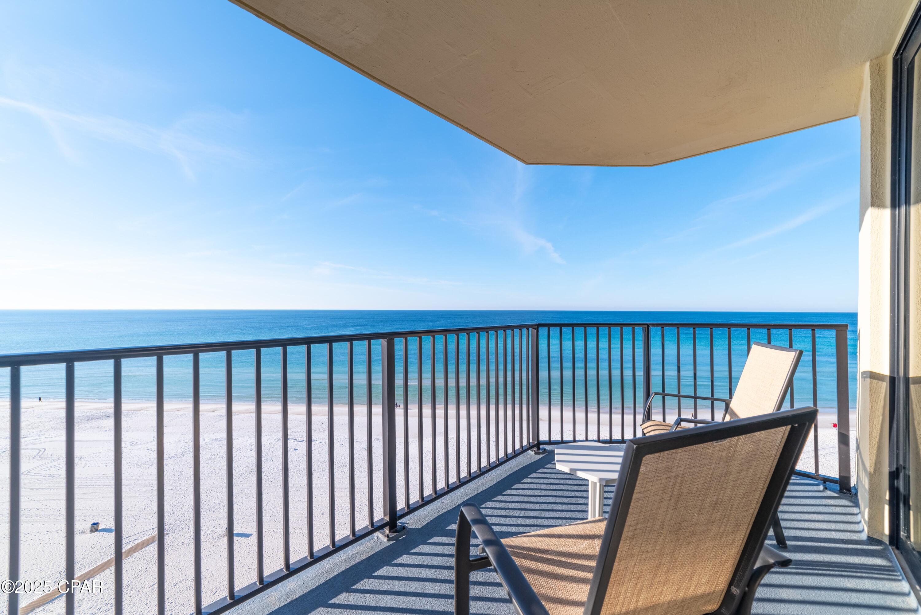 Listing photo id 16 for 9850 Thomas Drive 1008w