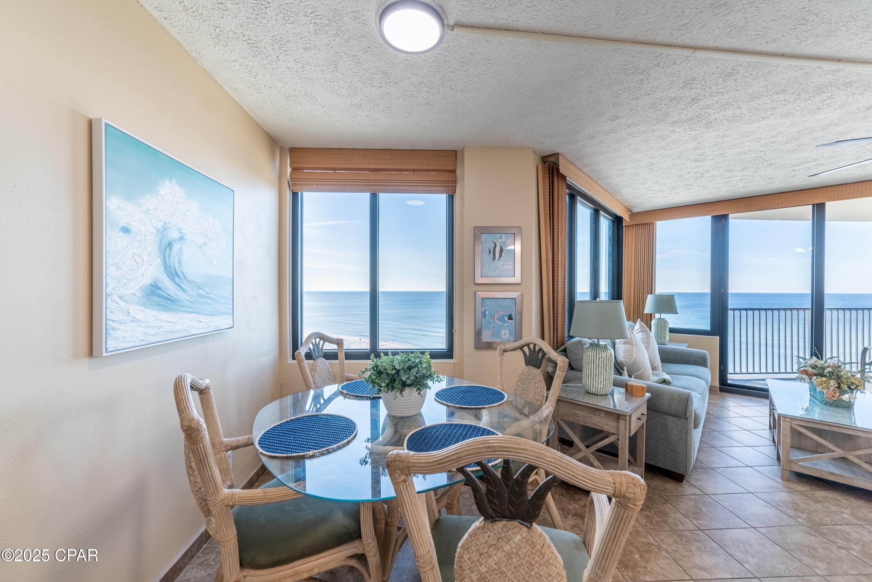 Listing photo id 5 for 9850 Thomas Drive 1008w