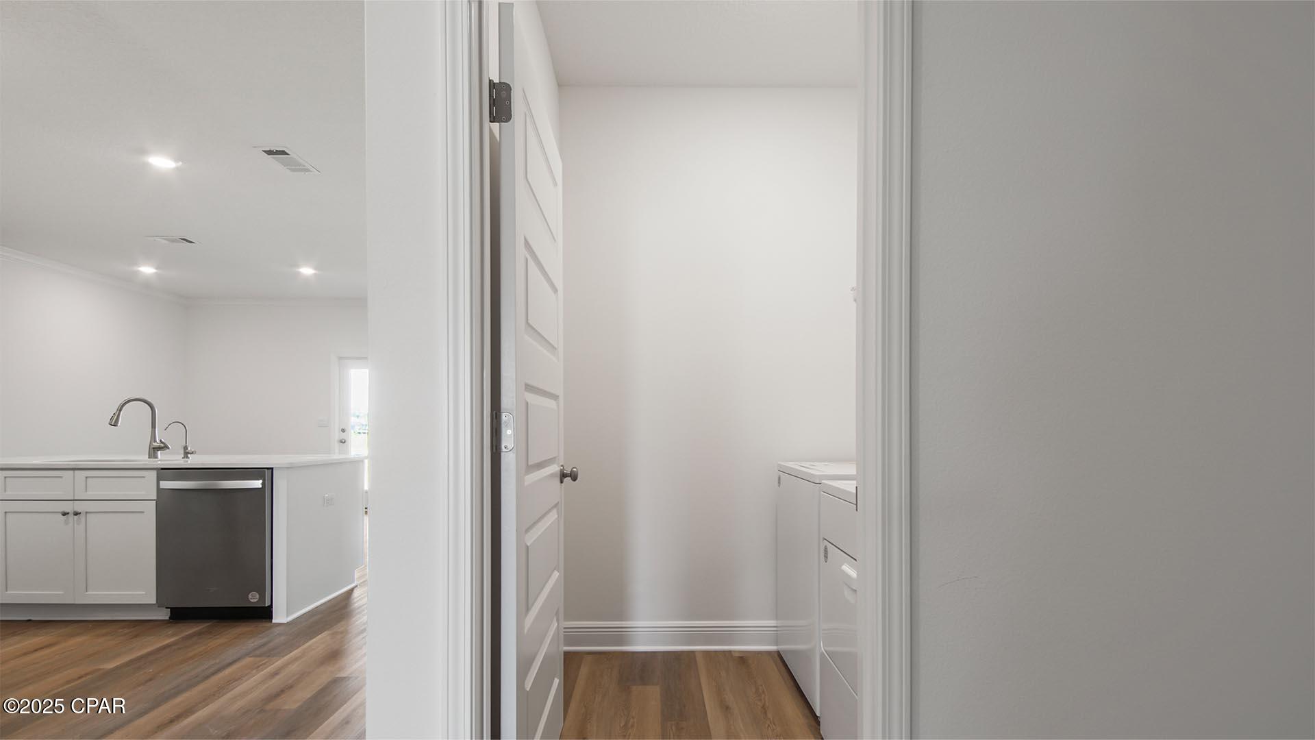 Image 35 For 429 Wolcott Way