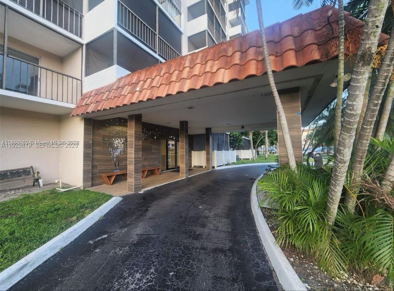 Manors Of Inverrary XII