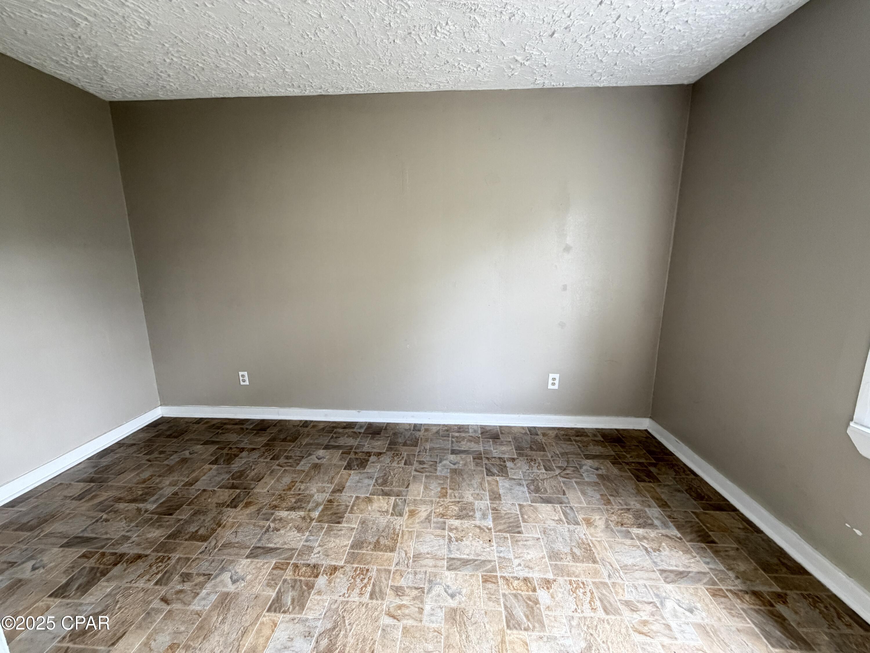 Image 12 For 1514 Delaware Avenue