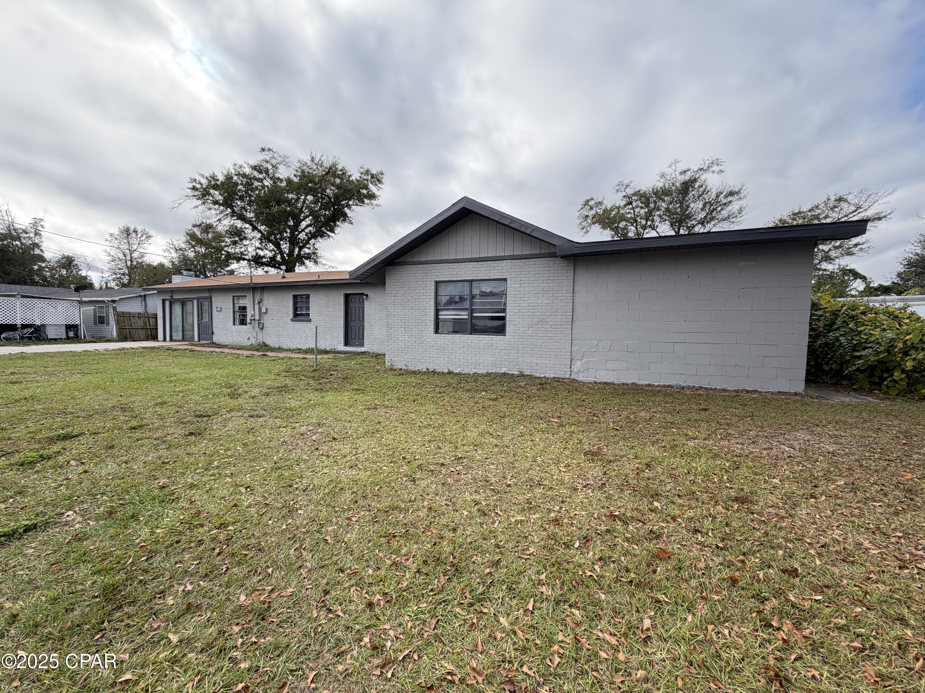 Image 3 For 1514 Delaware Avenue