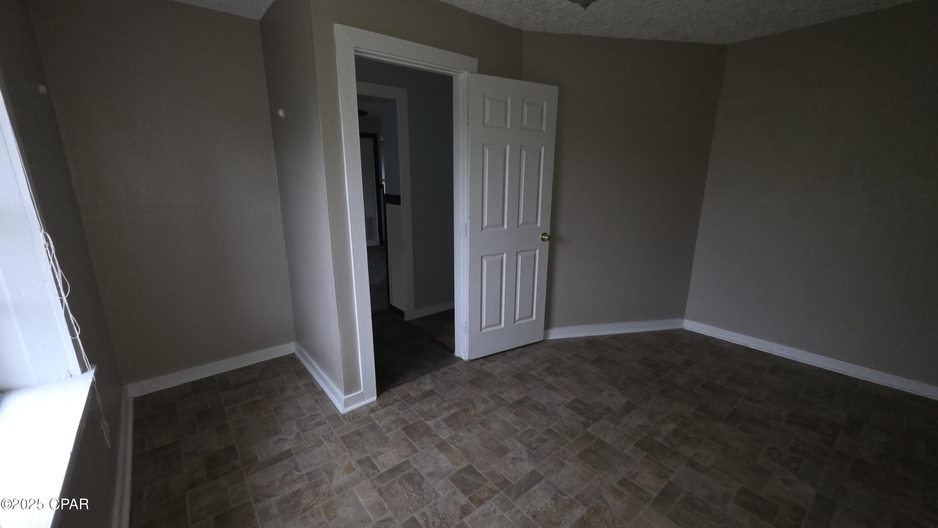 Image 47 For 1514 Delaware Avenue