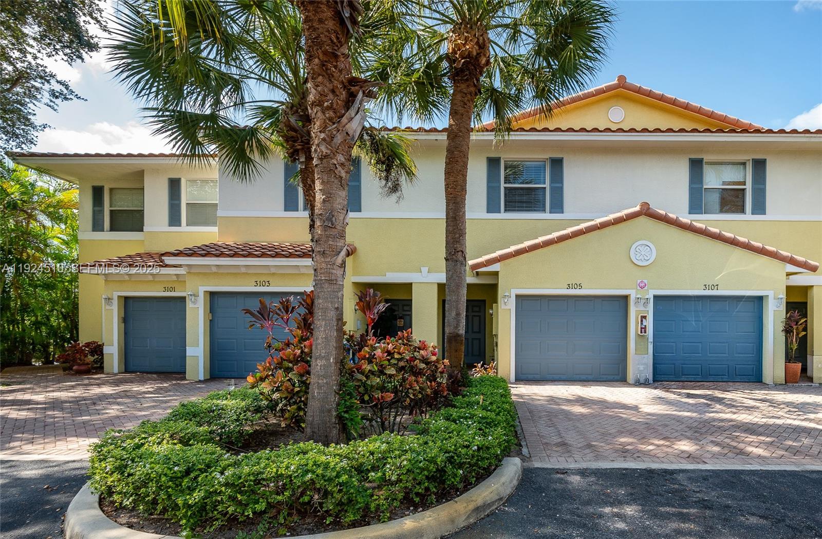 The Oaks At Oakland Forest