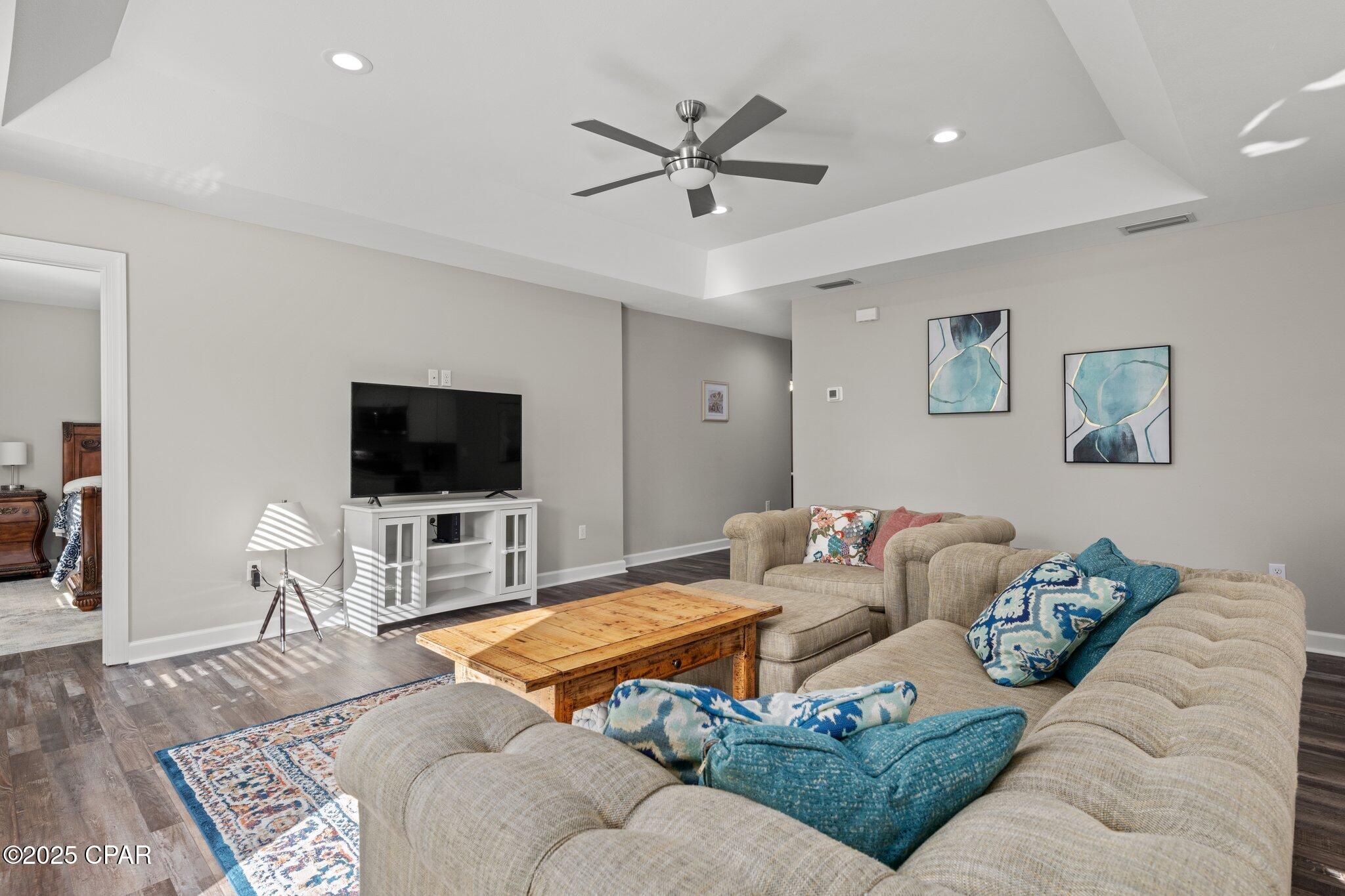 Image 12 For 1709 Hickory Avenue