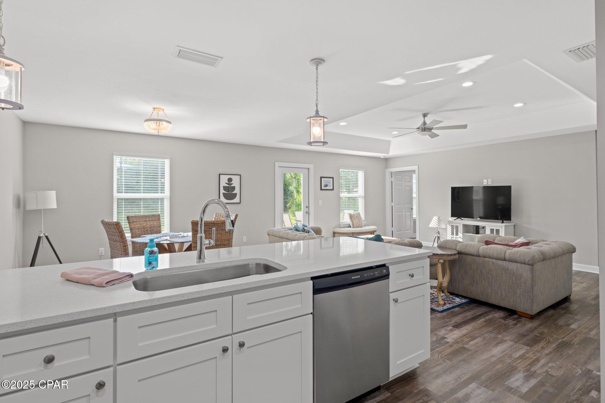 Image 18 For 1709 Hickory Avenue