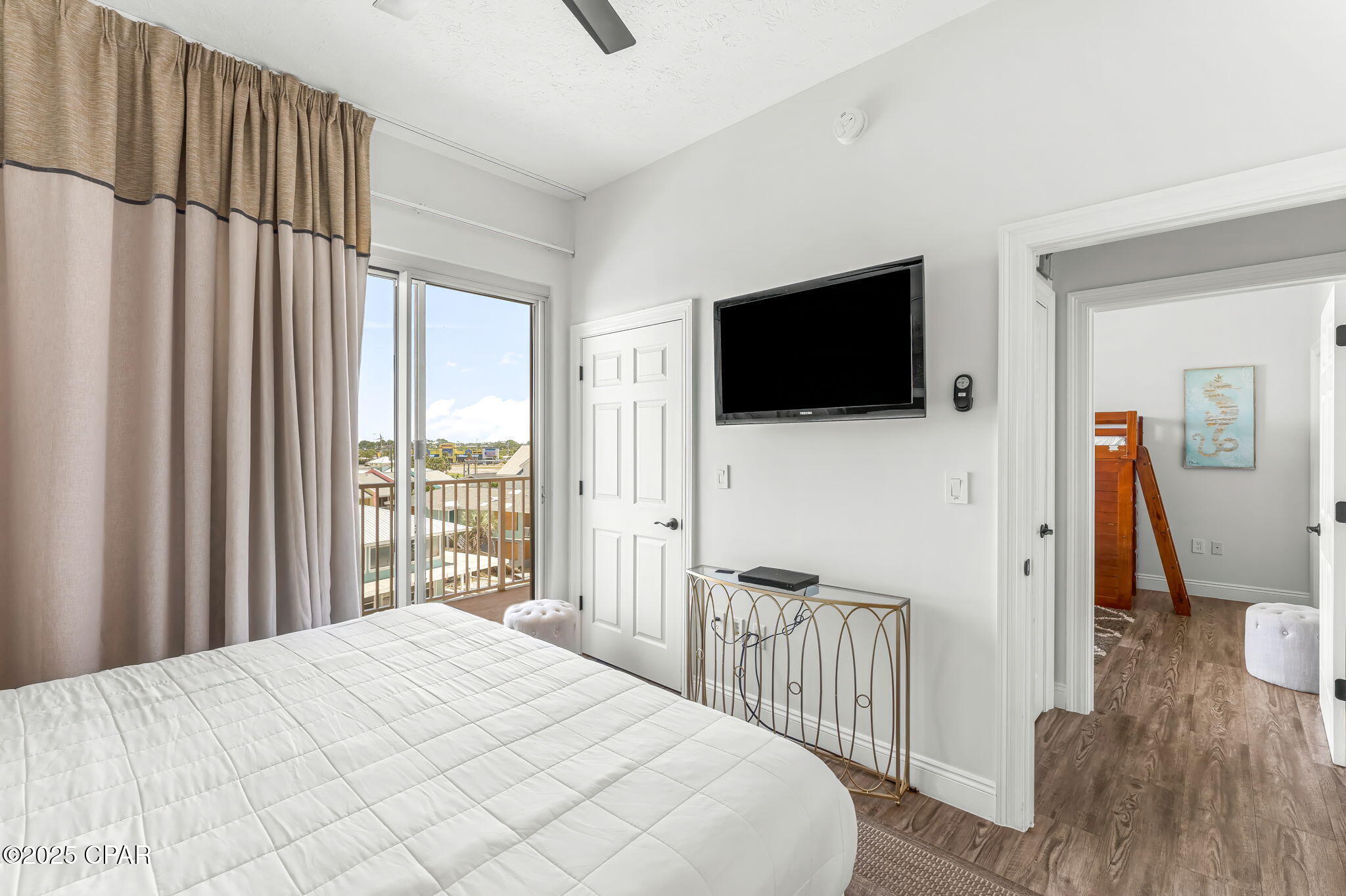 Image 31 For 5004 Thomas Drive 401