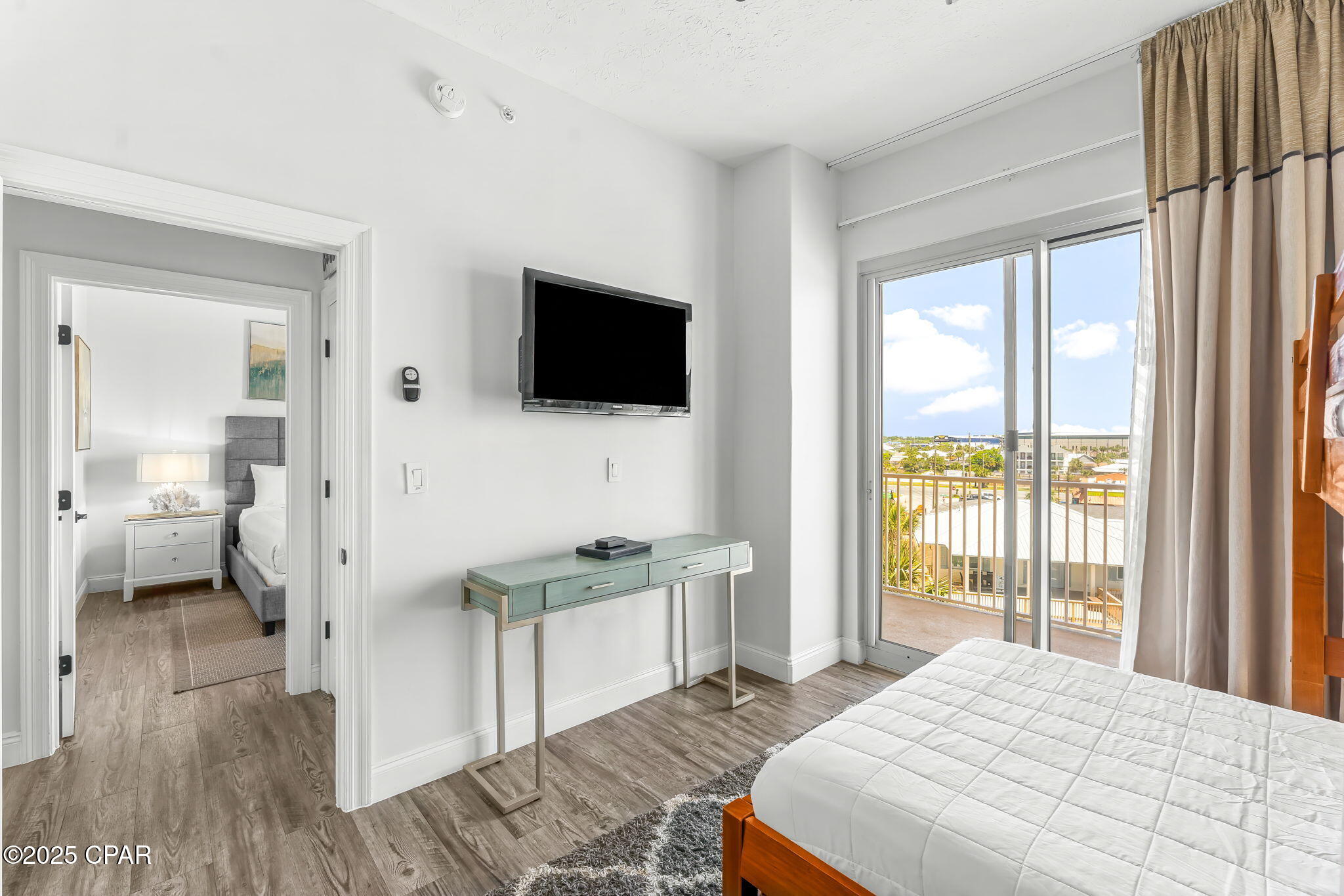 Image 33 For 5004 Thomas Drive 401