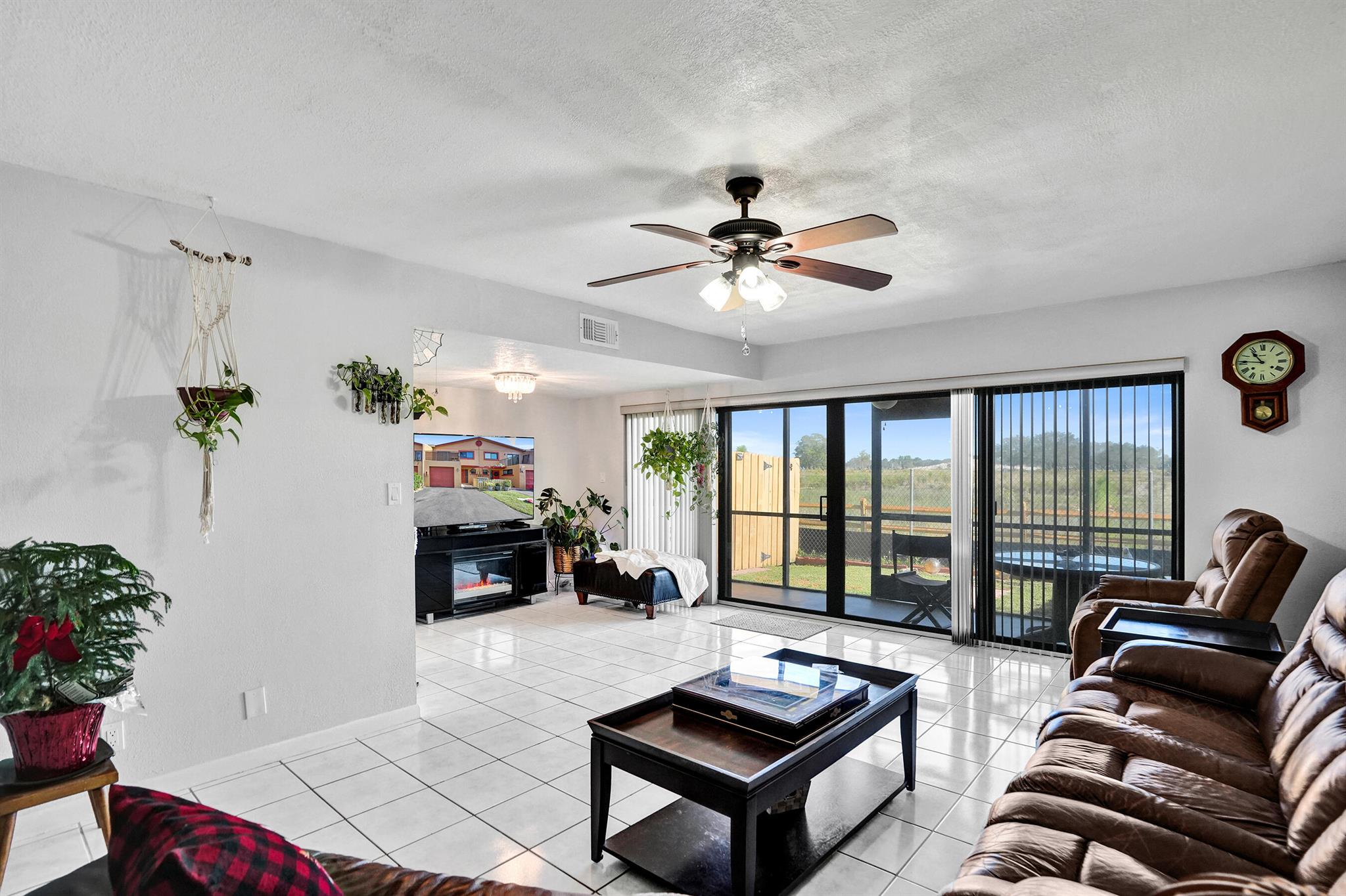 Homes for sale in Sunrise, FL | 2758 Nw 80Th Avenue, Sunrise, FL 33322 | MLS# R11145476