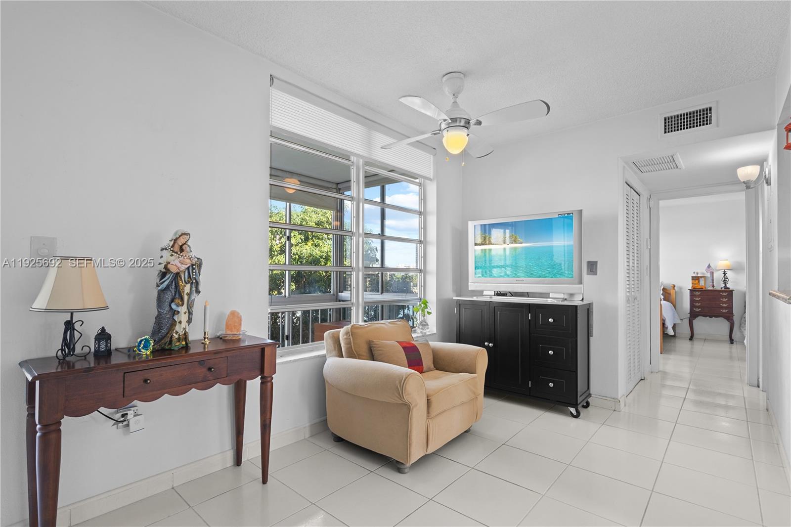 Homes for sale in Aventura, FL | 2999 Pt E Dr, Aventura, FL 33160