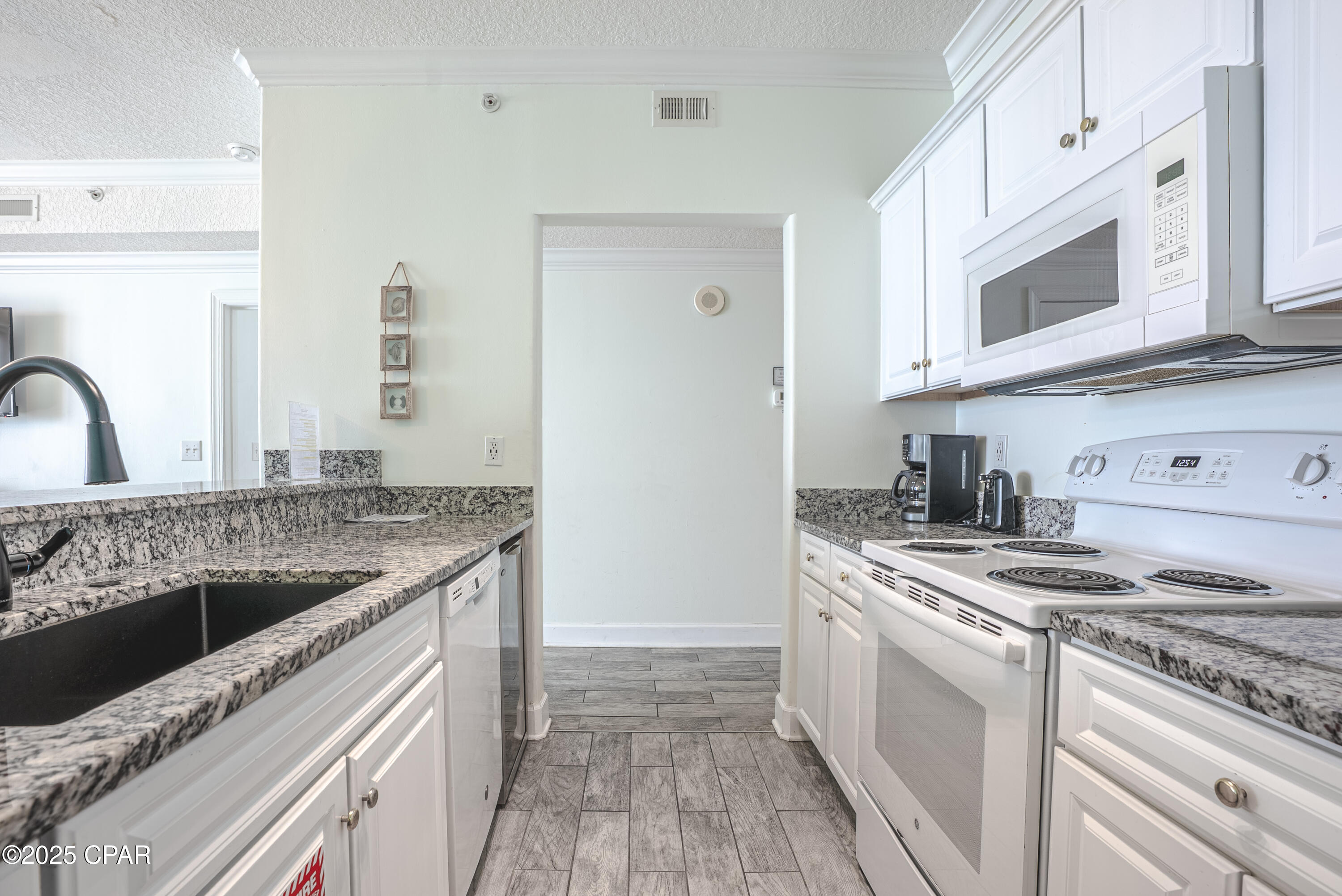 Image 7 For 10611 Front Beach Road 1502