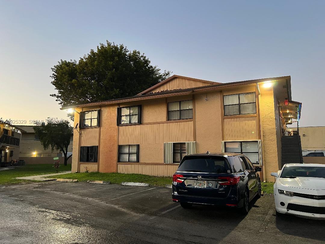 Lago Grande Two Condo