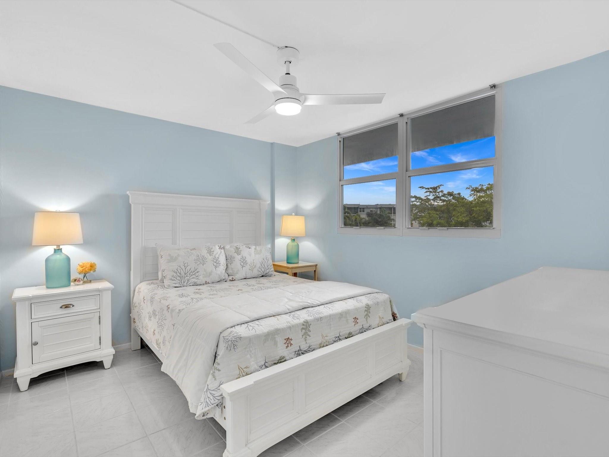 Homes for sale in Oakland Park, FL | 109 Royal Park Dr #2F, Oakland Park, FL 33309 | MLS# F10538834