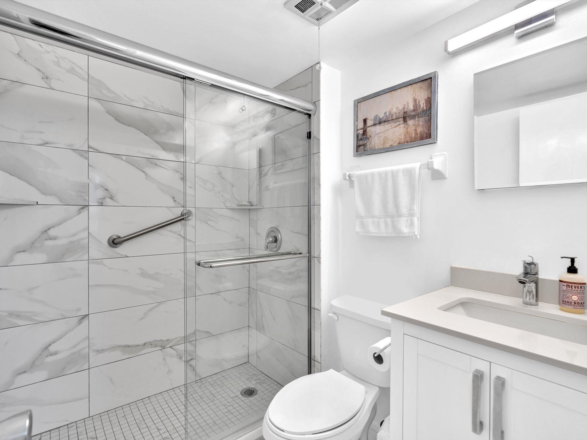 Homes for sale in Oakland Park, FL | 109 Royal Park Dr #2F, Oakland Park, FL 33309 | MLS# F10538834