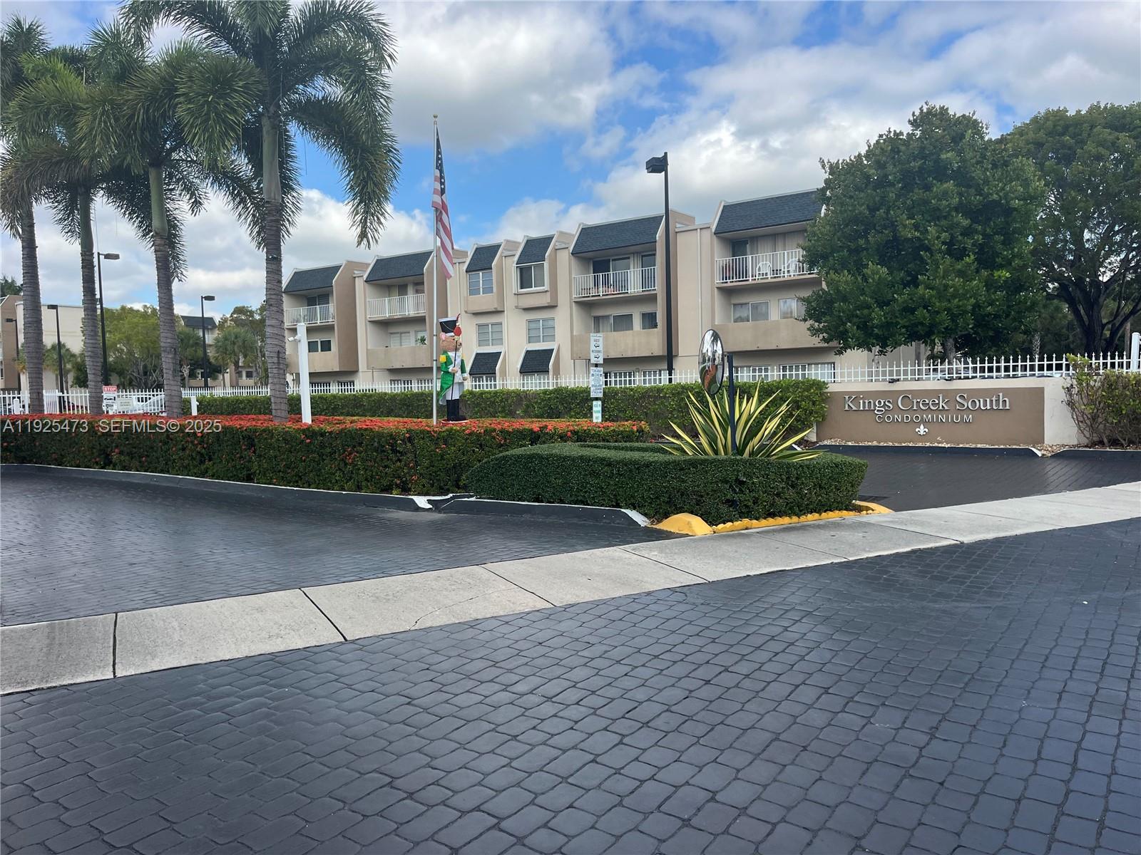 Kings Creek So Condo