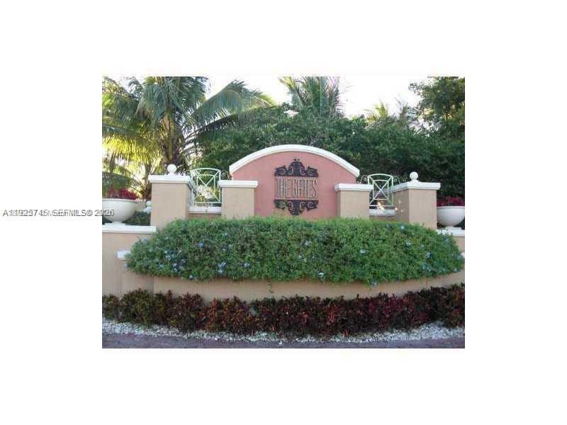The Gates At Doral Isles