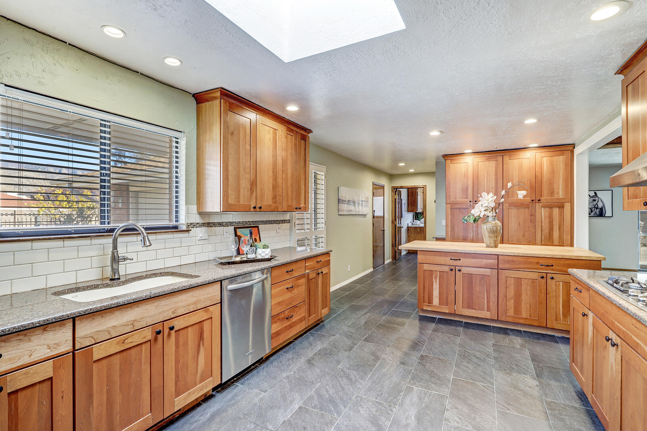 1516 CATRON AVENUE SE, ALBUQUERQUE, NM 87123  Photo 13