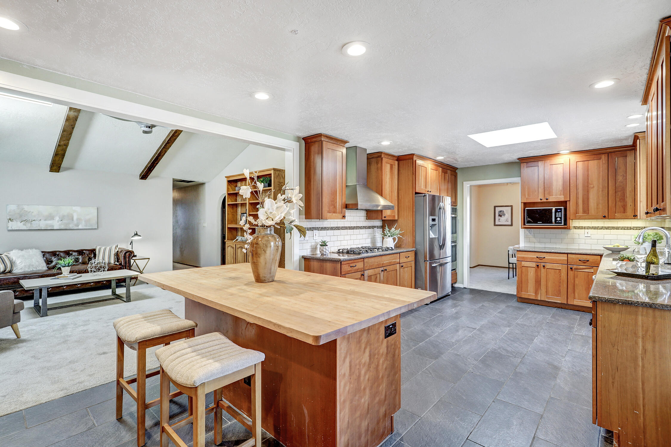 1516 CATRON AVENUE SE, ALBUQUERQUE, NM 87123  Photo 5